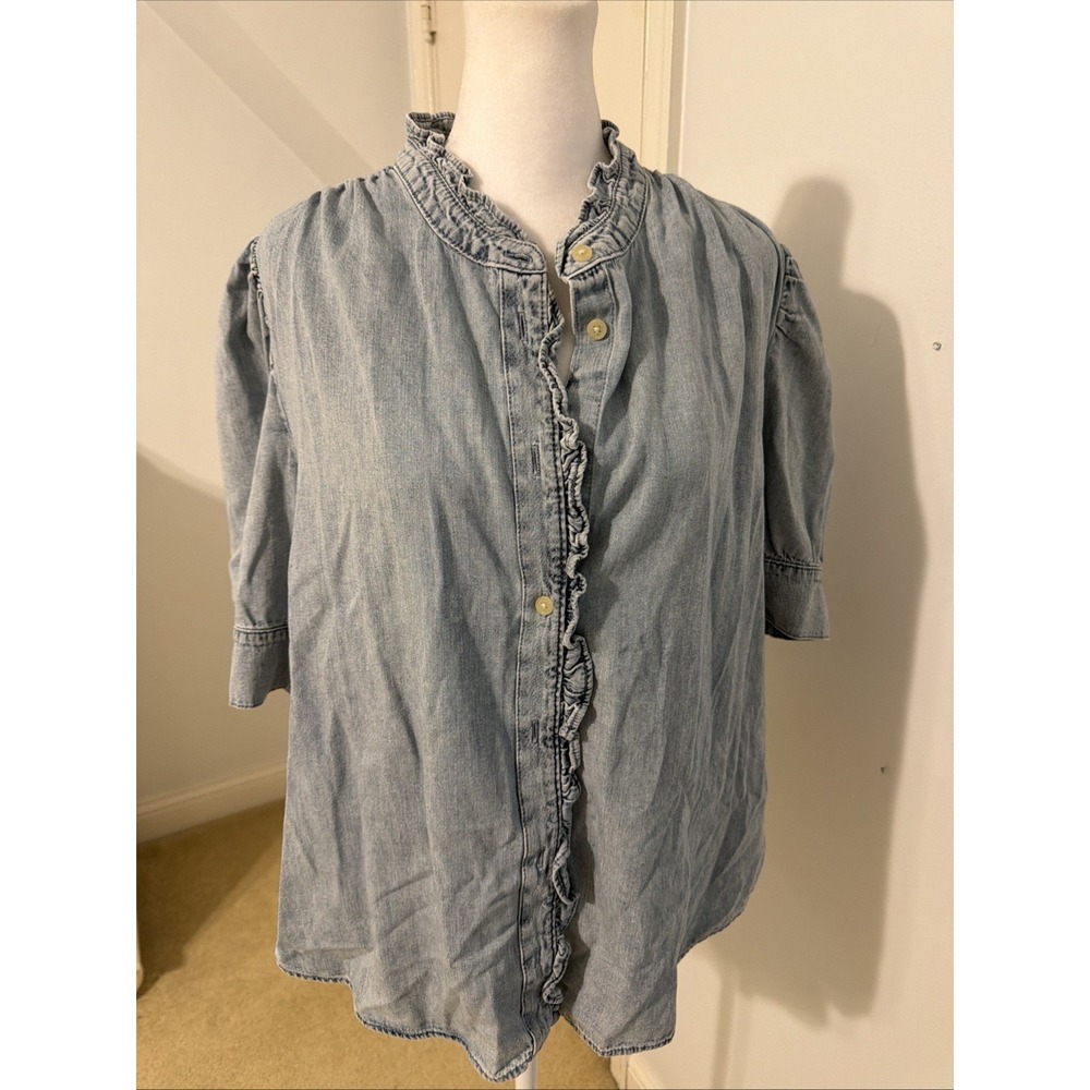 EUC  Gap Puff Sleeve Denim Shirt Ruffle Trim Sz XL Cotton FADED BLUE Button - Picture 4 of 10